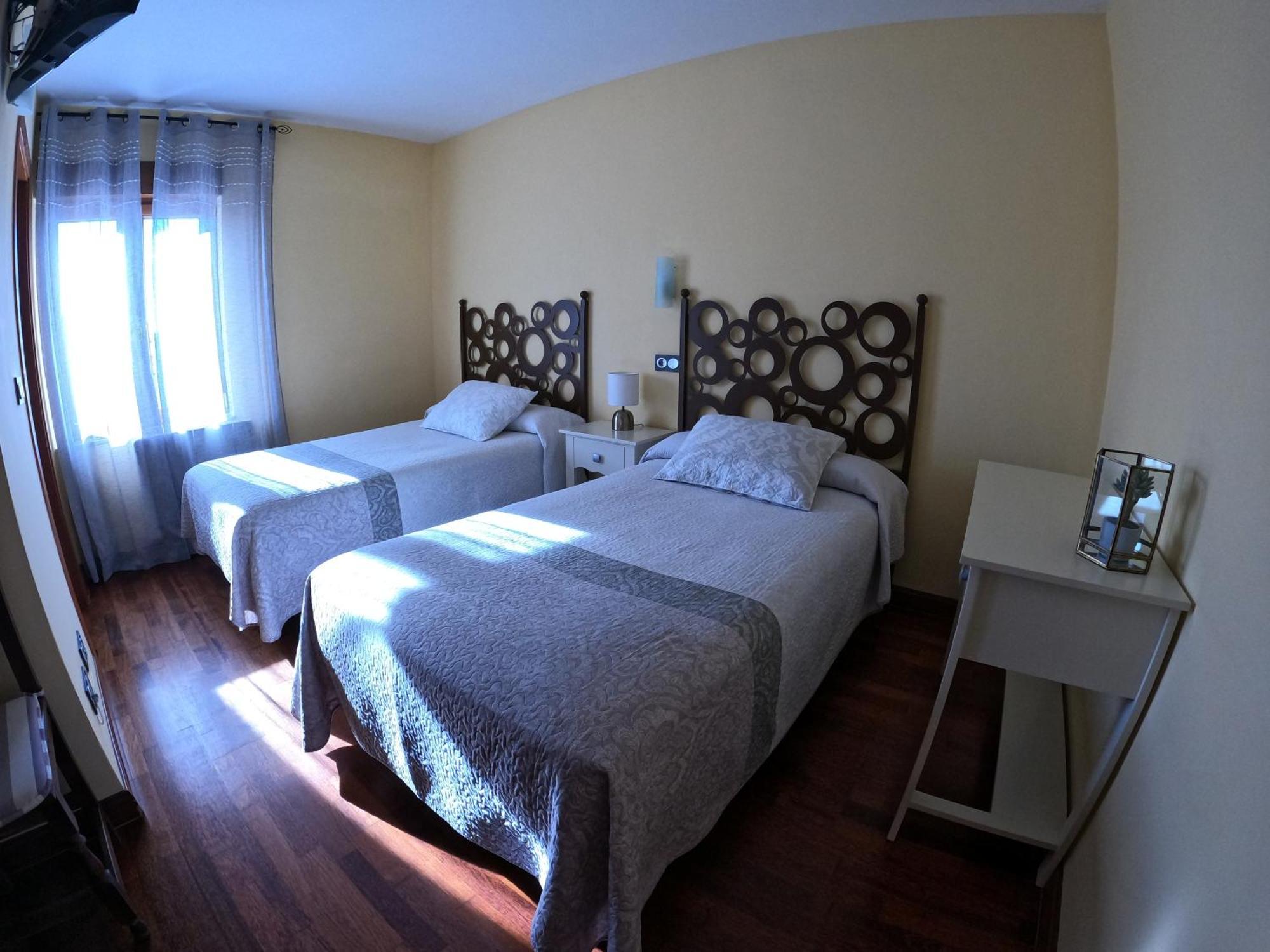 Hostal Plaza Mayor Carrión de los Condes Exterior foto
